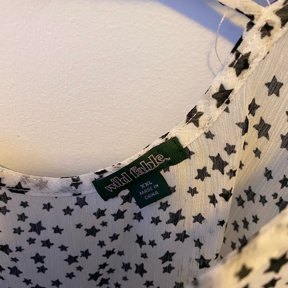 Wildfable star patterned top - Picture 3 of 3